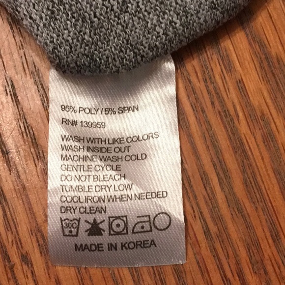 Beautiful Lily London watercolor tunic. - Picture 6 of 6